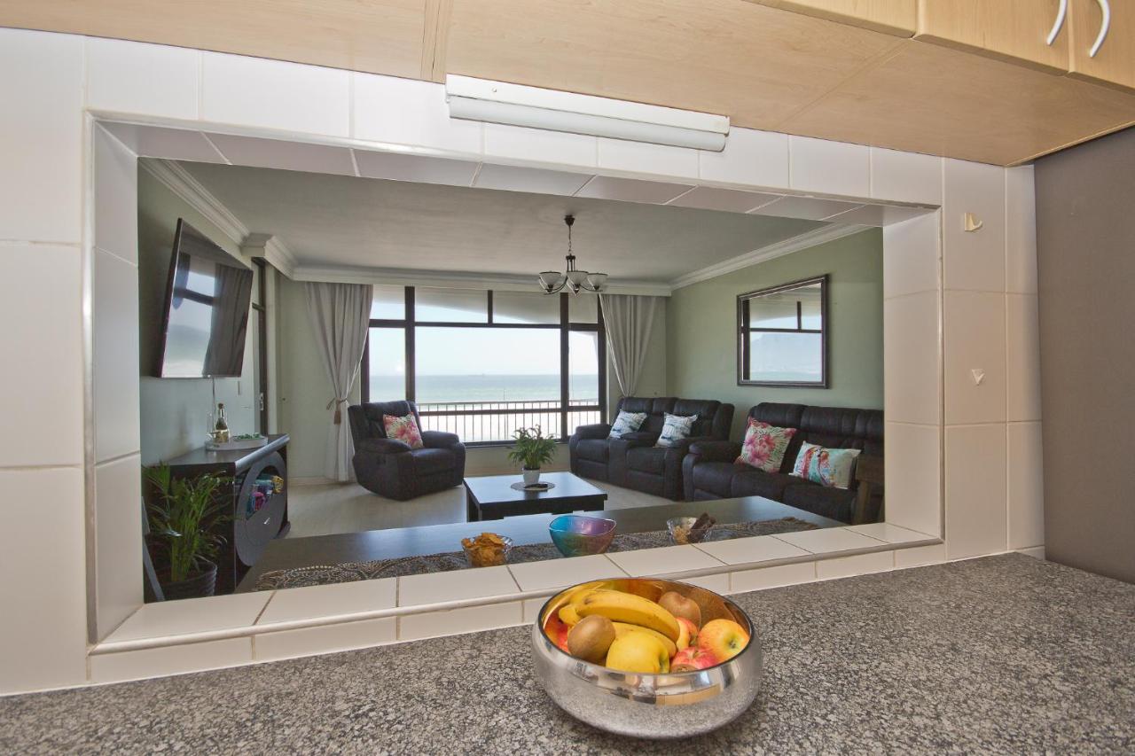 Apartment Mountain And Sea Splendor Cape Town